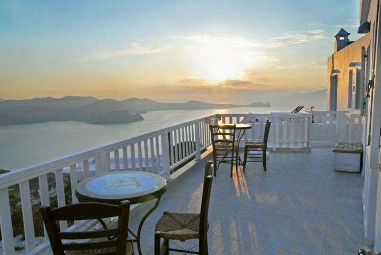 Archondoula Rooms Plaka  Екстериор снимка